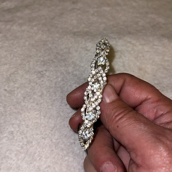 Accessories - Vintage Rhinestone Barrette – Silver-Tone Sparkle Hair Clip